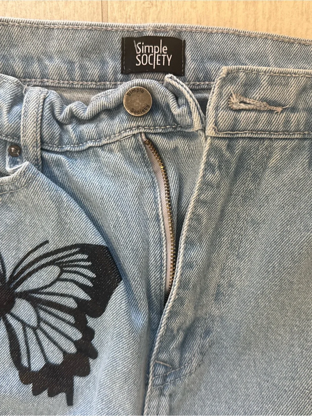 Butterfly Print Light Wash Wide Leg Jeans - Unbranded